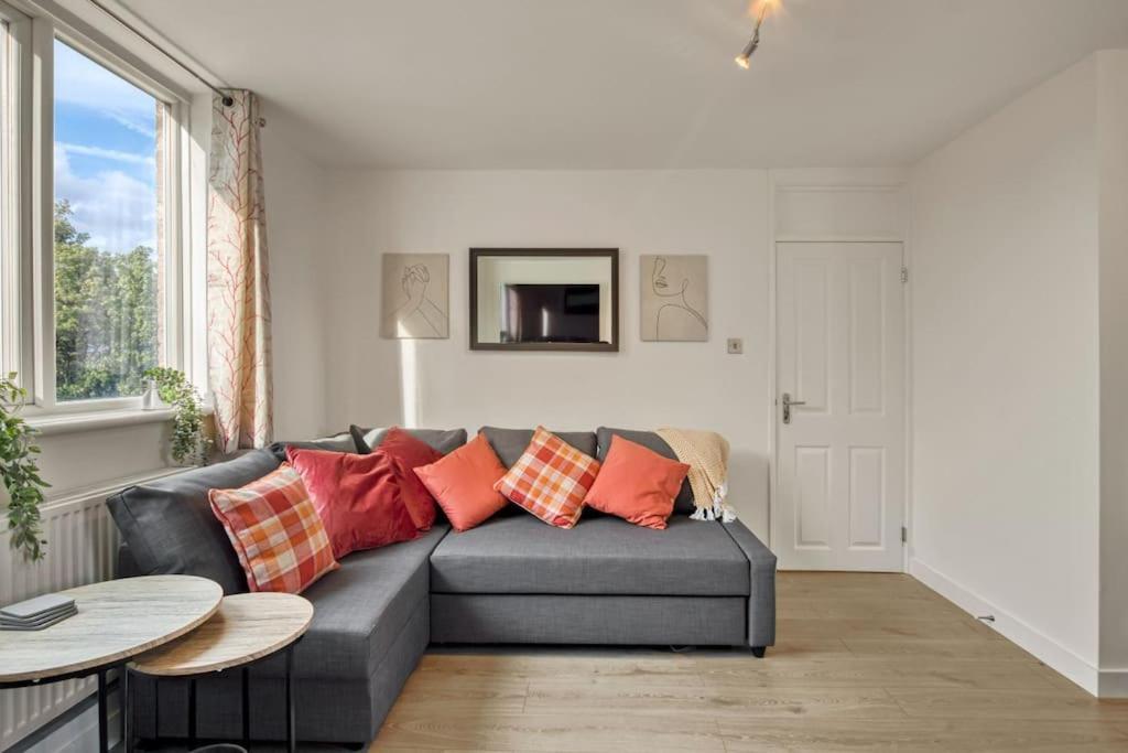 דירות לונדון Hidden Gem In Battersea W/ Free Parking מראה חיצוני תמונה