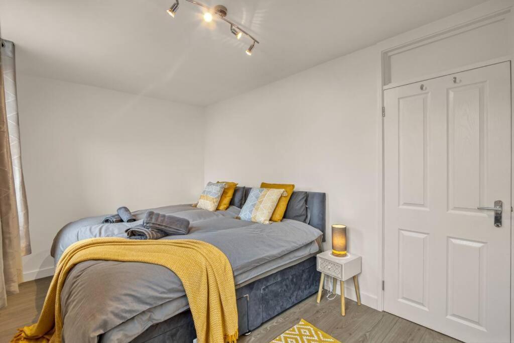 דירות לונדון Hidden Gem In Battersea W/ Free Parking מראה חיצוני תמונה